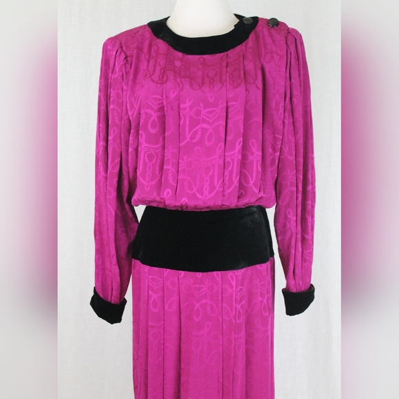 St. Gillian Pleated Fuchsia Pink Silk and Velvet 30s Inspired Vintage 80s  S M - Picture 2 of 14